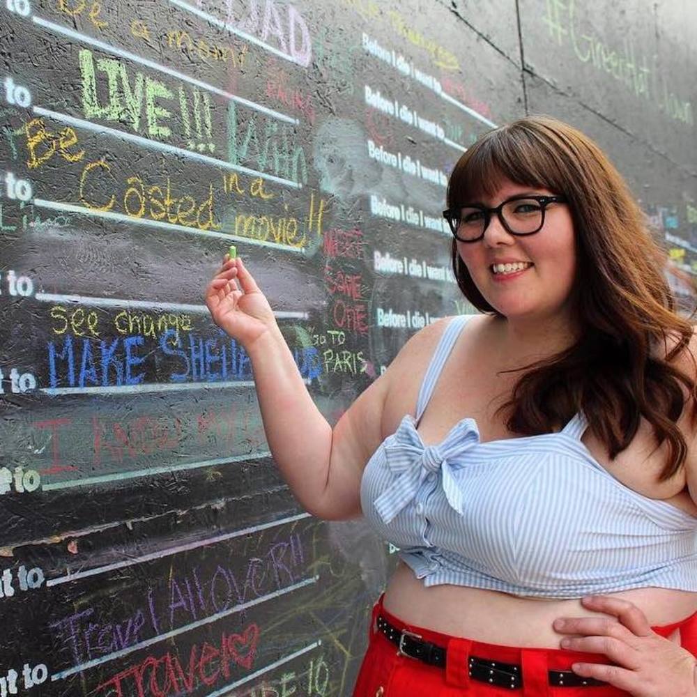 Meet your Posher, Becky